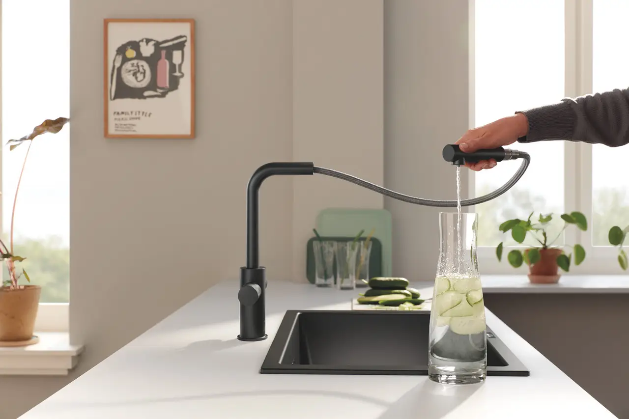 5507916077_w640_h640_5507916077